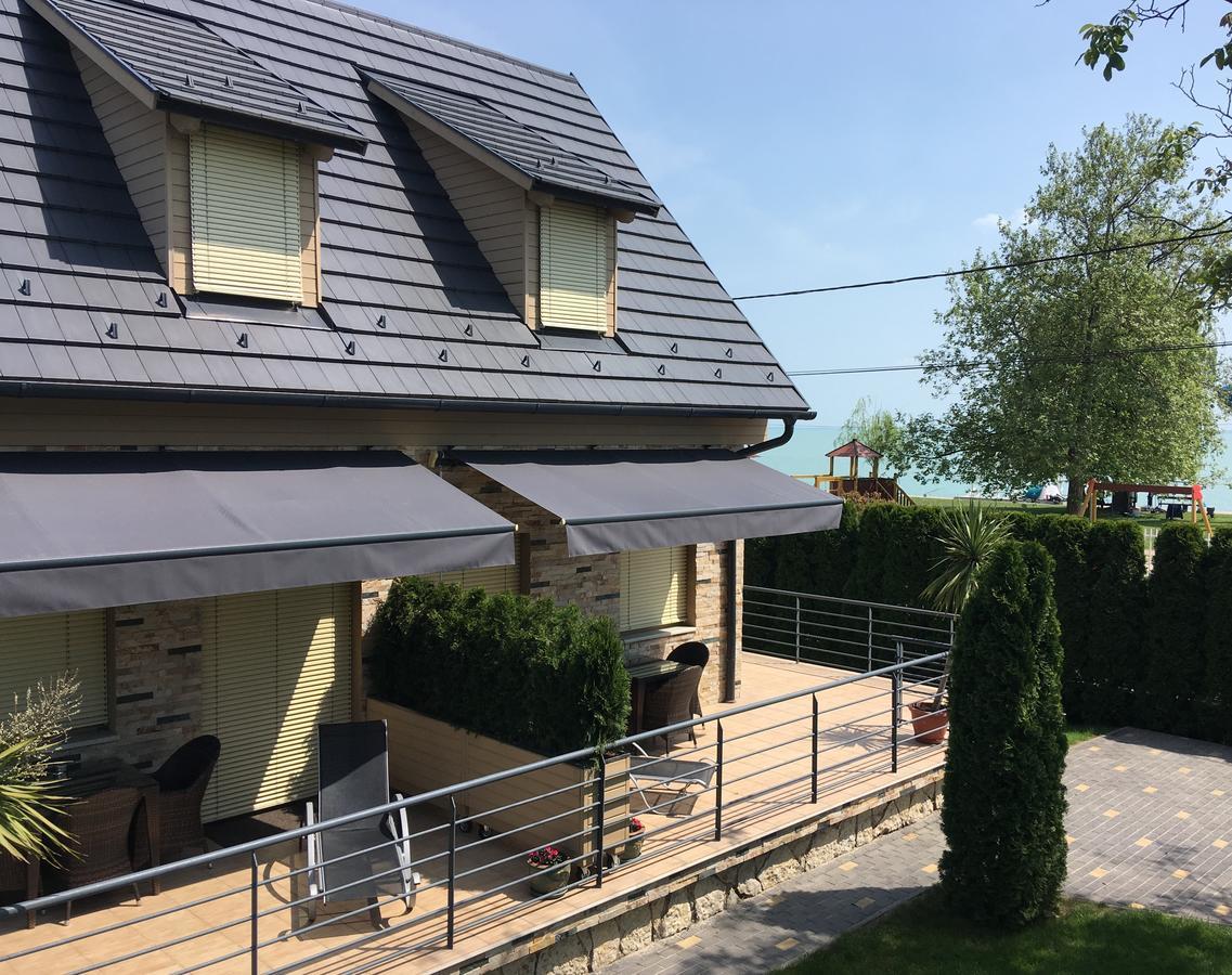 Sétány Apartman Csopak Exterior foto